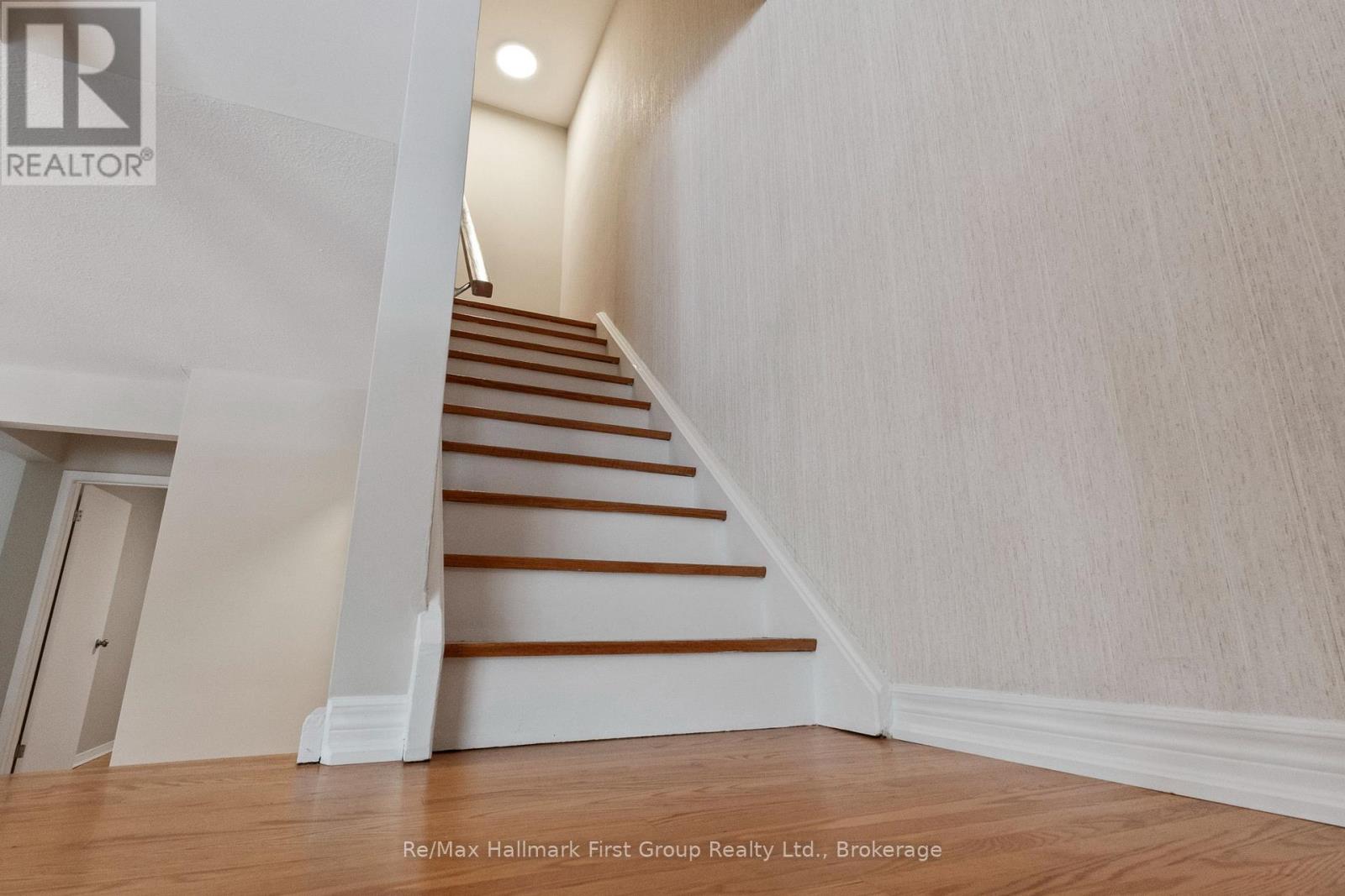 121 Roywood Drive, Toronto, Ontario  M3A 2E2 - Photo 25 - C13696014