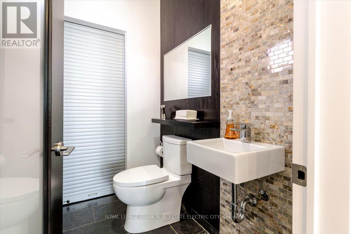 509 Homewood Avenue, Peterborough, Ontario  K9H 2N2 - Photo 6 - X13695996