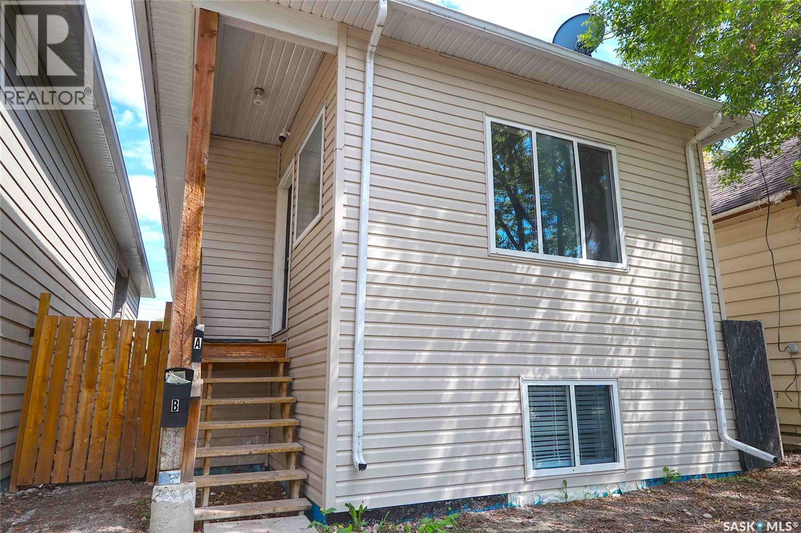 741 Garnet Street, Regina, Saskatchewan  S4T 2X2 - Photo 1 - SK046151