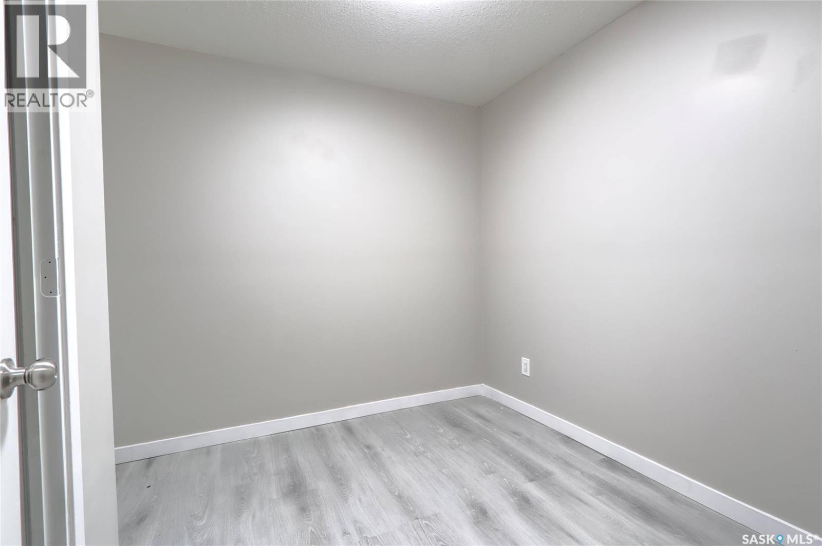 741 Garnet Street, Regina, Saskatchewan  S4T 2X2 - Photo 15 - SK046151