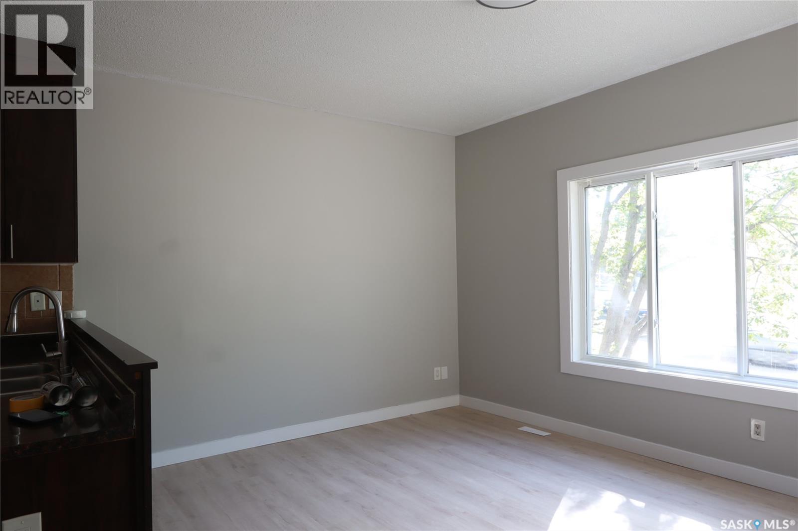 741 Garnet Street, Regina, Saskatchewan  S4T 2X2 - Photo 6 - SK046151