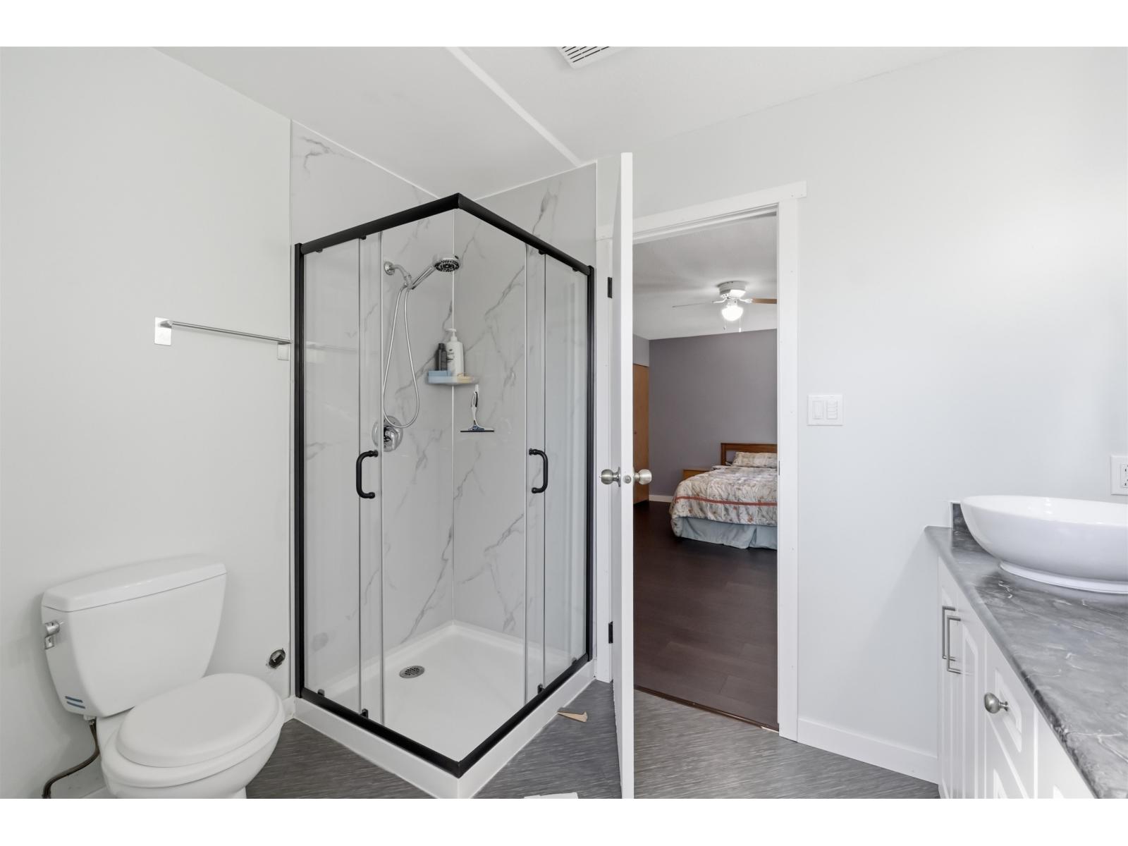 10220 146 Street, Surrey, British Columbia  V3R 3S9 - Photo 10 - R3157489