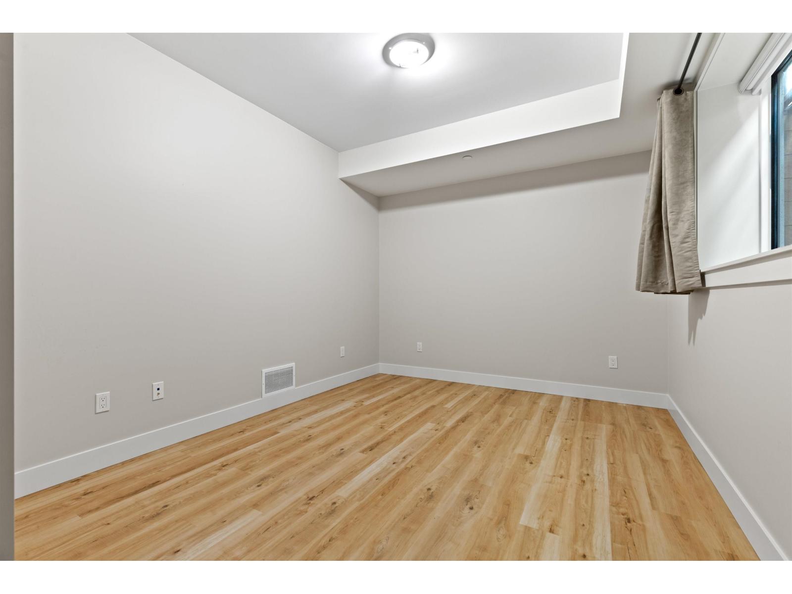 15387 Pacific Avenue, White Rock, British Columbia  V4B 1R3 - Photo 26 - R3157297