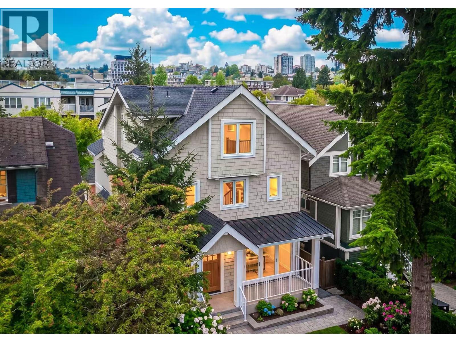1 3638 W 3rd Avenue, Vancouver, British Columbia  V6R 1L9 - Photo 2 - R3141487