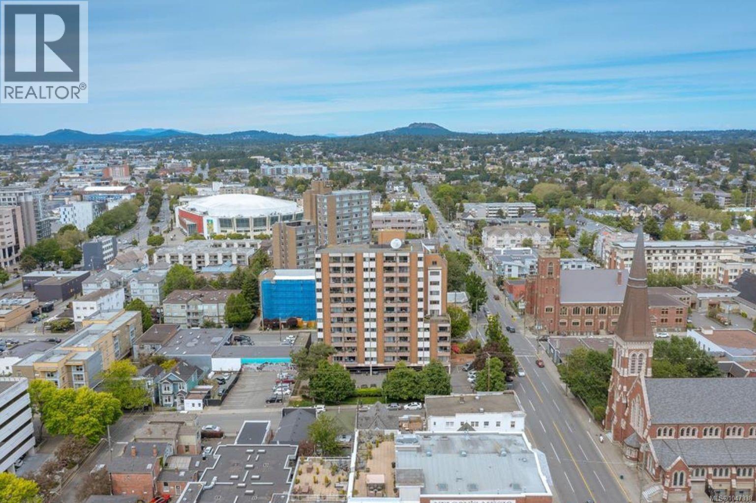 1005 1630 Quadra St, victoria, British Columbia V8W3J5