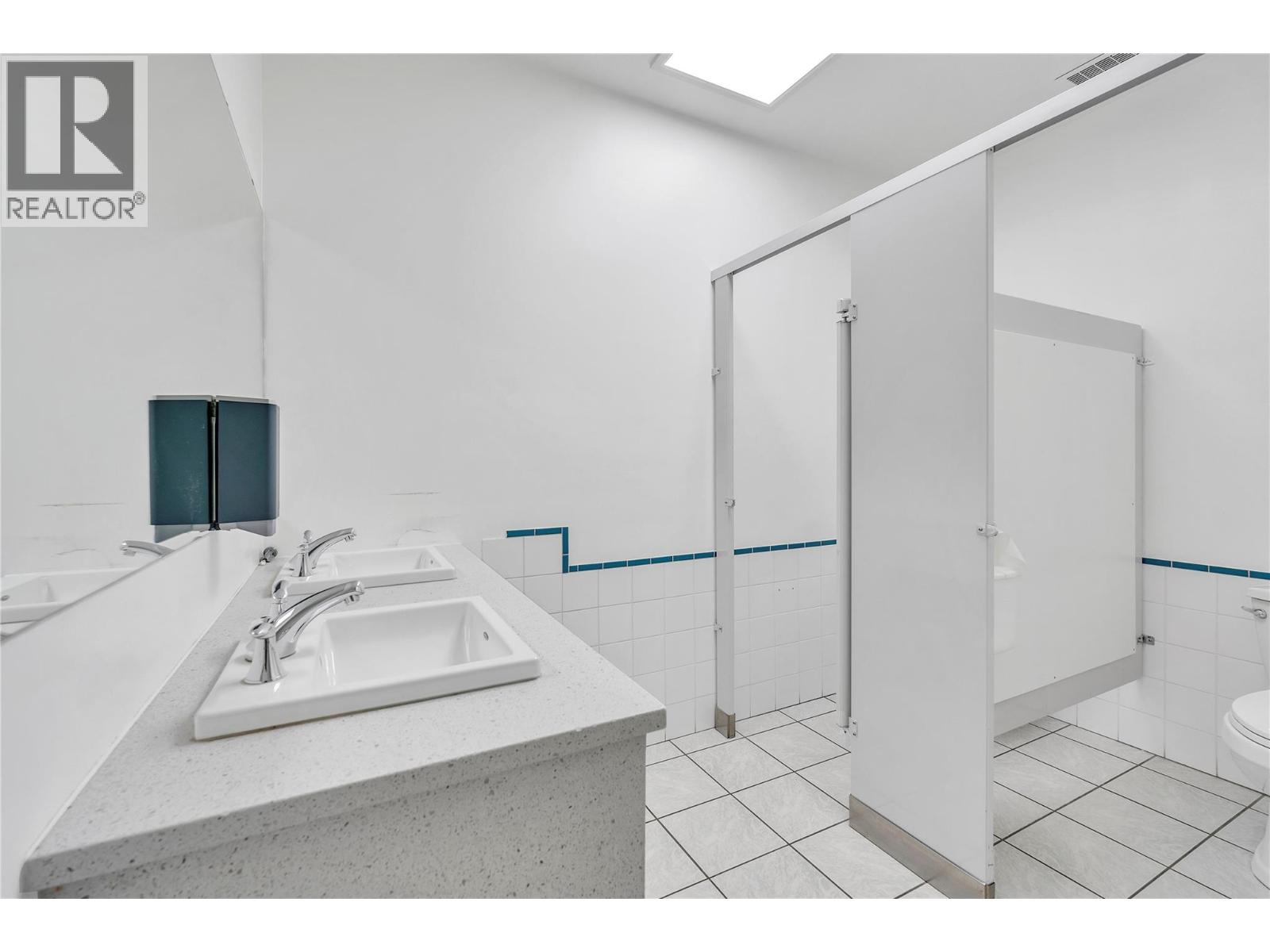 284 Main Street Unit# 101, Penticton, British Columbia  V2A 5B2 - Photo 40 - 10394371