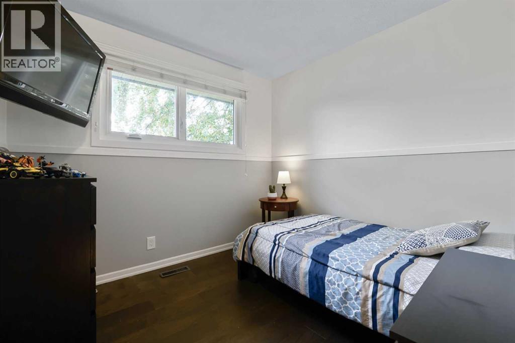 135 Manora Hill NE, Calgary, Alberta  T2A 4R8 - Photo 16 - A2338072