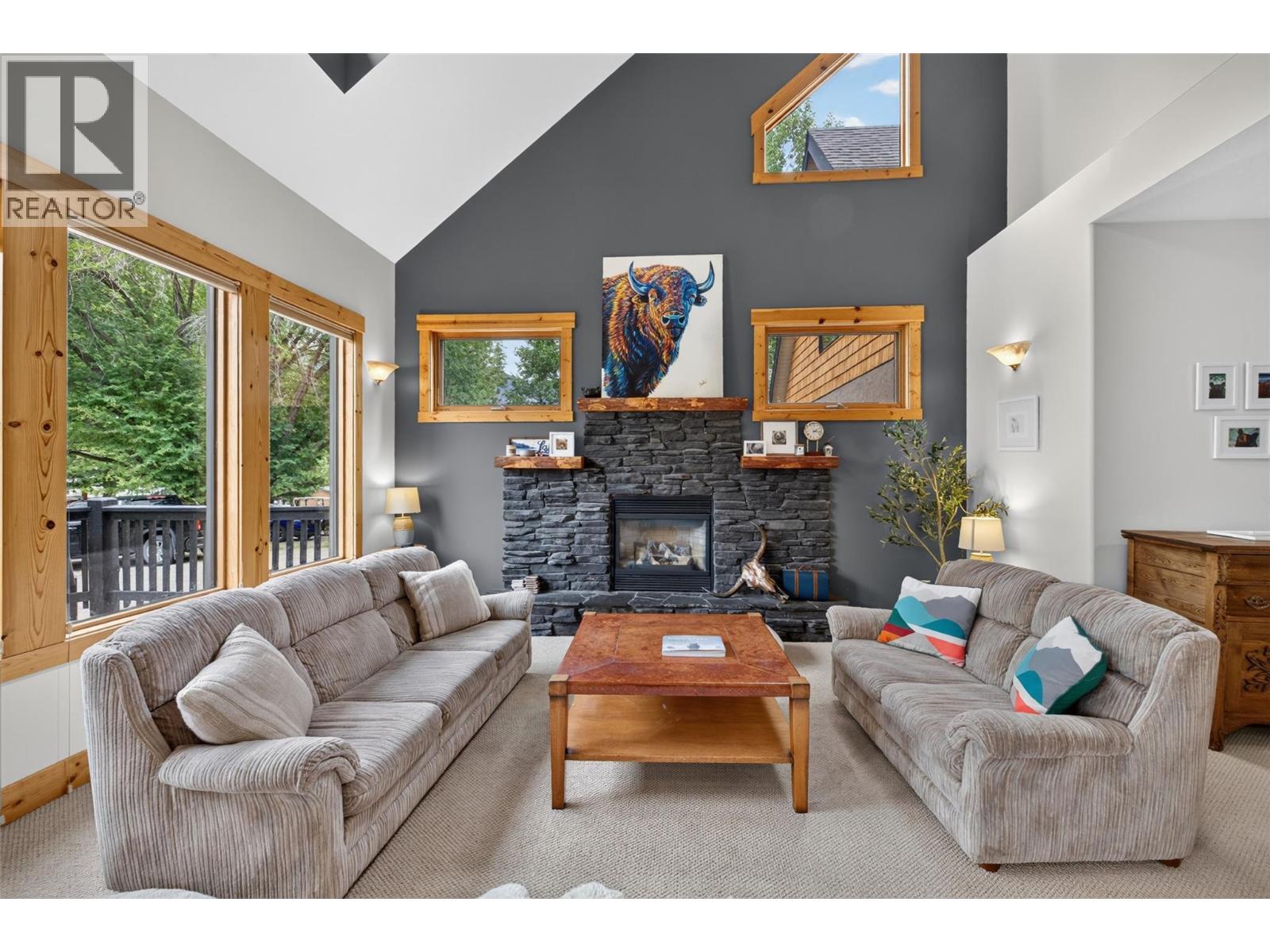 5853 Juniper Road, Fairmont Hot Springs, British Columbia  V0B 1L2 - Photo 11 - 10398230