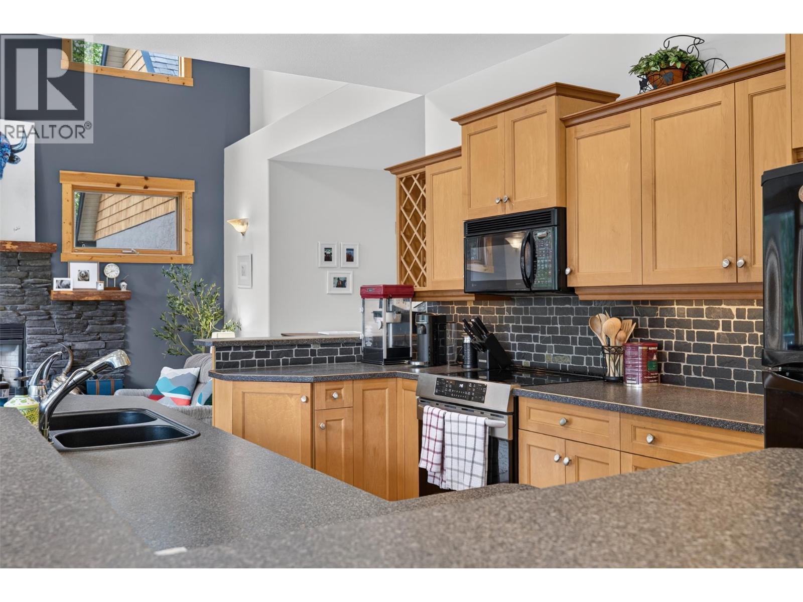 5853 Juniper Road, Fairmont Hot Springs, British Columbia  V0B 1L2 - Photo 42 - 10398230