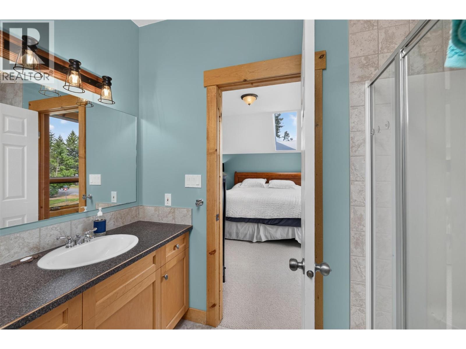 5853 Juniper Road, Fairmont Hot Springs, British Columbia  V0B 1L2 - Photo 33 - 10398230