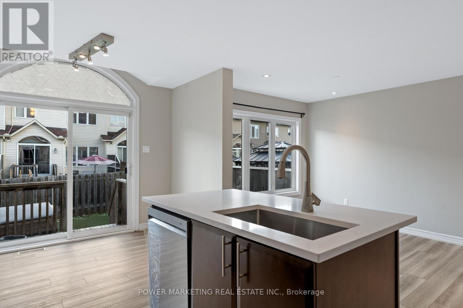 245 Silvermoon Crescent, Ottawa, Ontario  K4A 0P8 - Photo 11 - X13695868