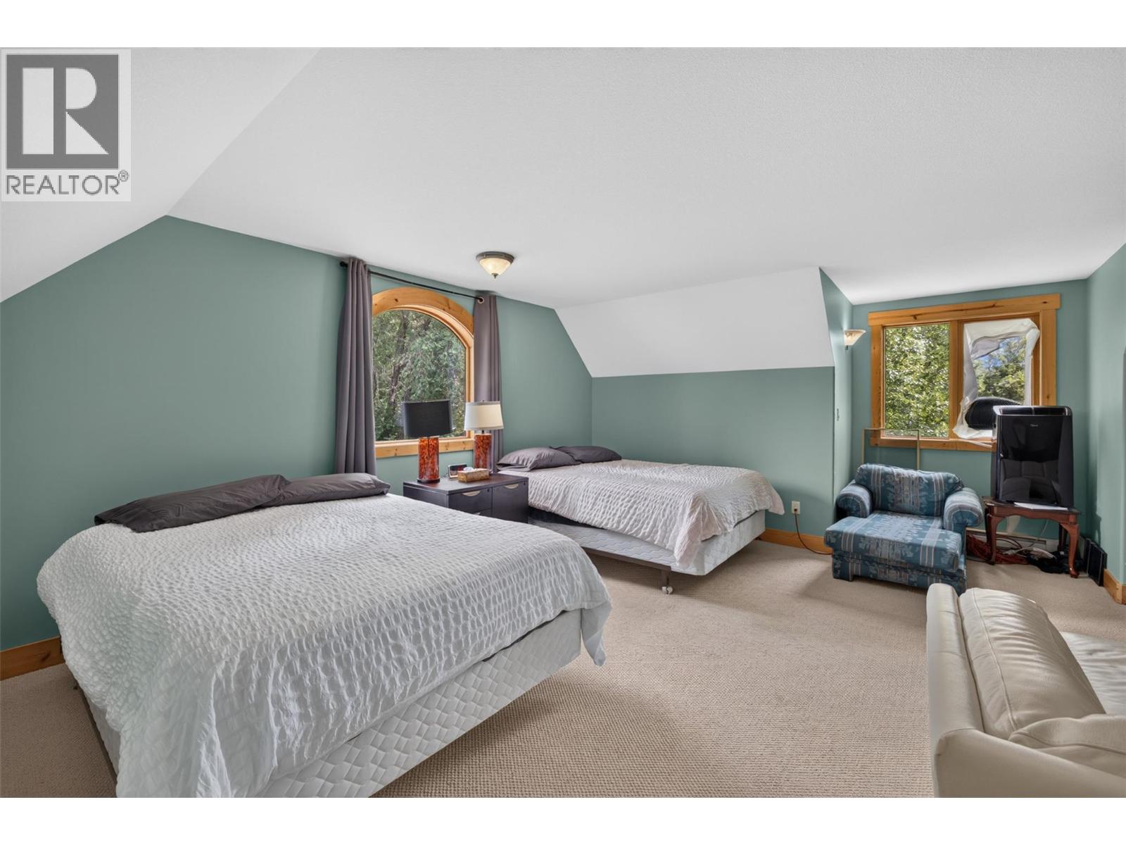 5853 Juniper Road, Fairmont Hot Springs, British Columbia  V0B 1L2 - Photo 36 - 10398230