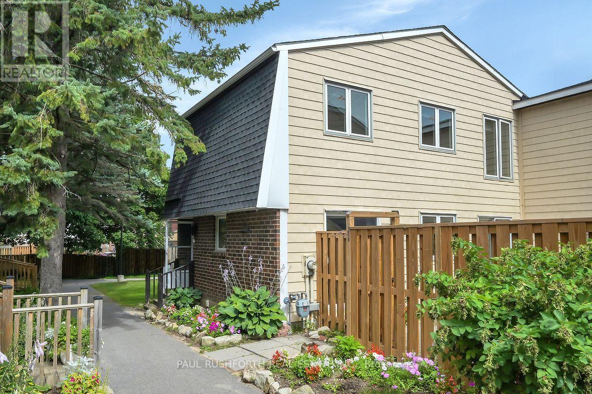 244 Salter Crescent, Ottawa, Ontario K2K 1Z2 - Photo 2 - X13695964