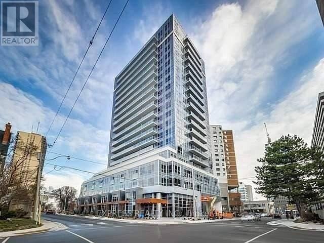 <div class="slider-price">$658,000</div><p>1601 - 58 Orchard View Boulevard, Toronto, Ontario</p>