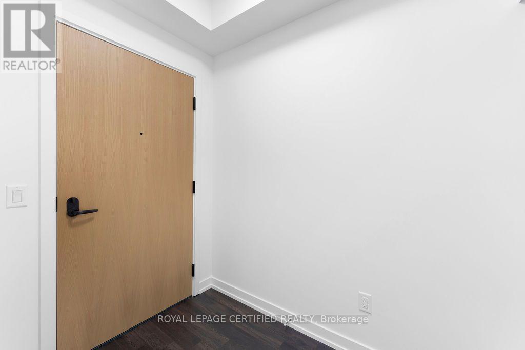 1706 - 89 Church Street, Toronto, Ontario  M5C 2G3 - Photo 2 - C13695972