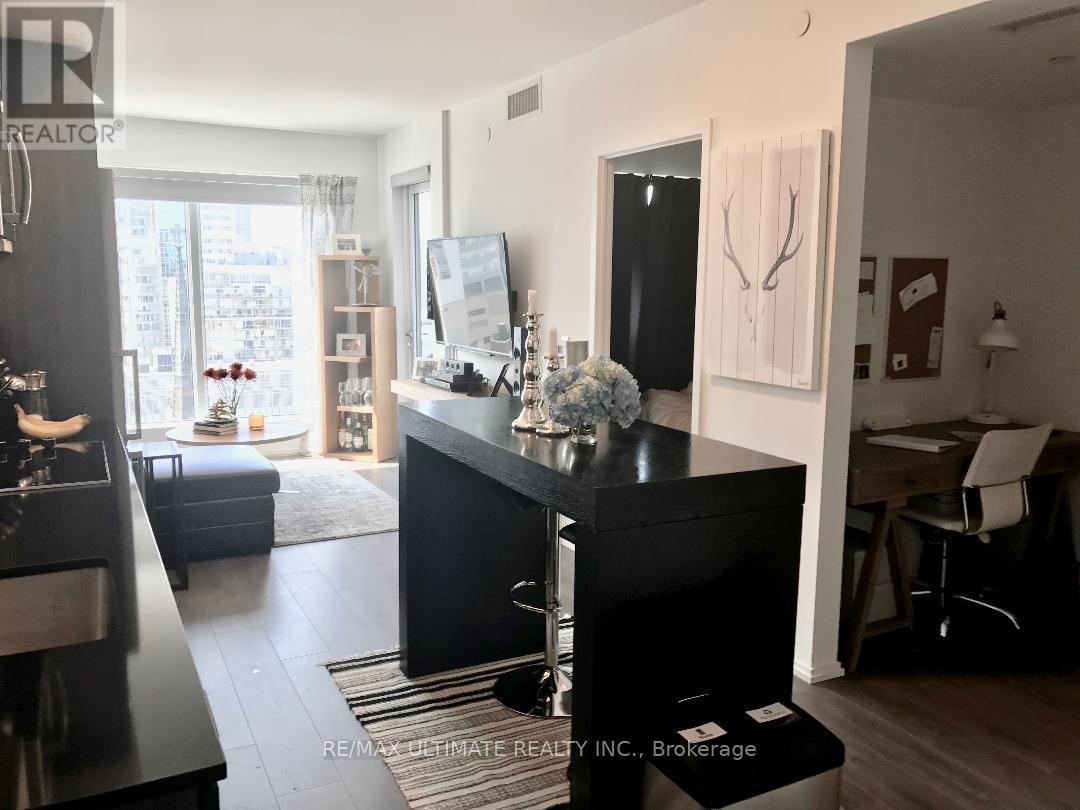 2606 - 68 Shuter Street, Toronto, Ontario  M5B 0B4 - Photo 7 - C13696010