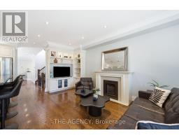 11 NORTHBROOK ROAD, Toronto, Ontario