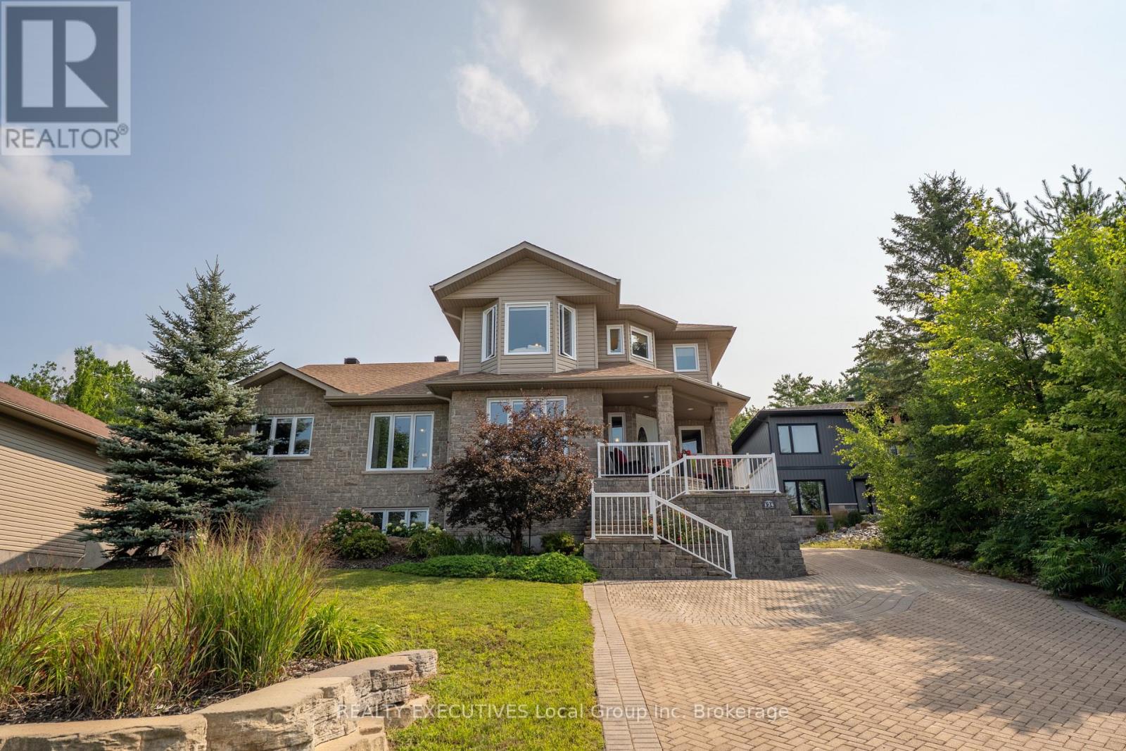 124 FAIRWAY DRIVE, Callander, Ontario