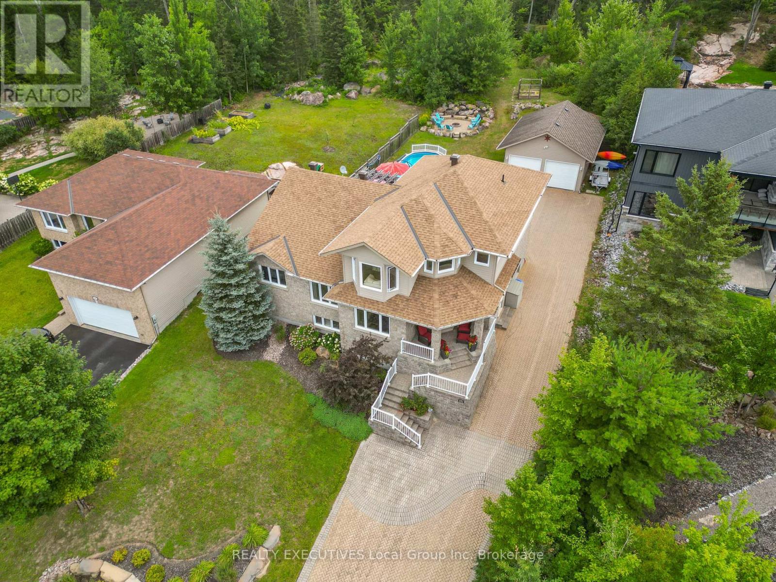124 Fairway Drive, Callander, Ontario  P0H 1H0 - Photo 3 - X13695974