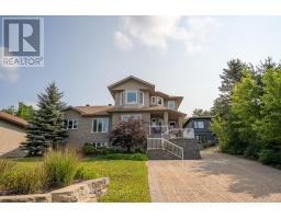124 FAIRWAY DRIVE, Callander, Ontario