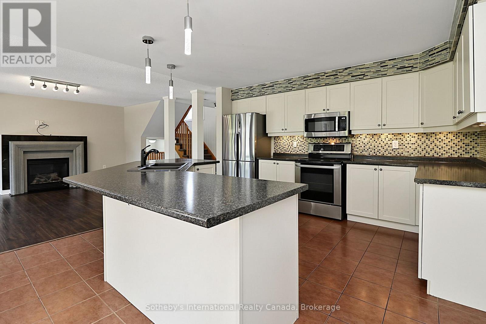 28 Barrington Trail E, Collingwood, Ontario L9Y 0G1 - Photo 20 - S13696022