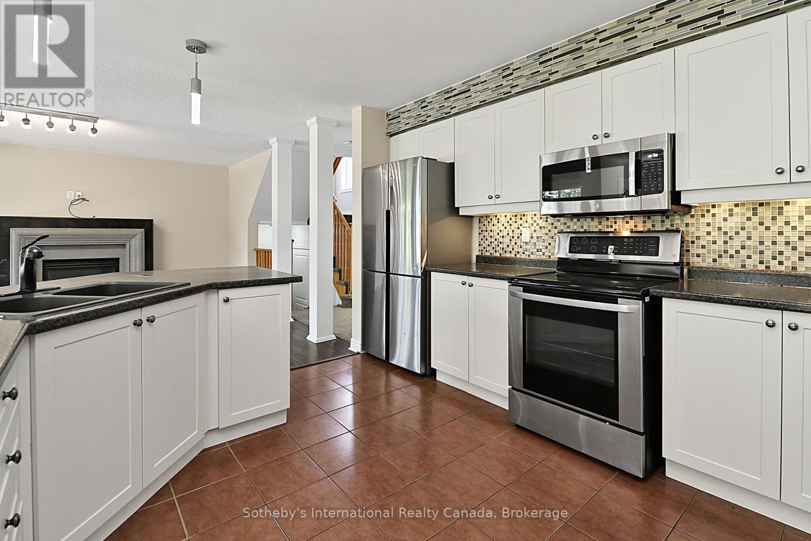 28 Barrington Trail E, Collingwood, Ontario L9Y 0G1 - Photo 21 - S13696022
