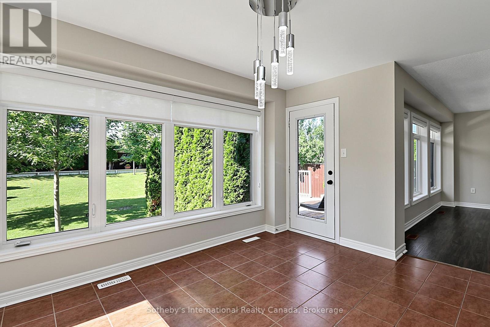 28 Barrington Trail E, Collingwood, Ontario L9Y 0G1 - Photo 25 - S13696022