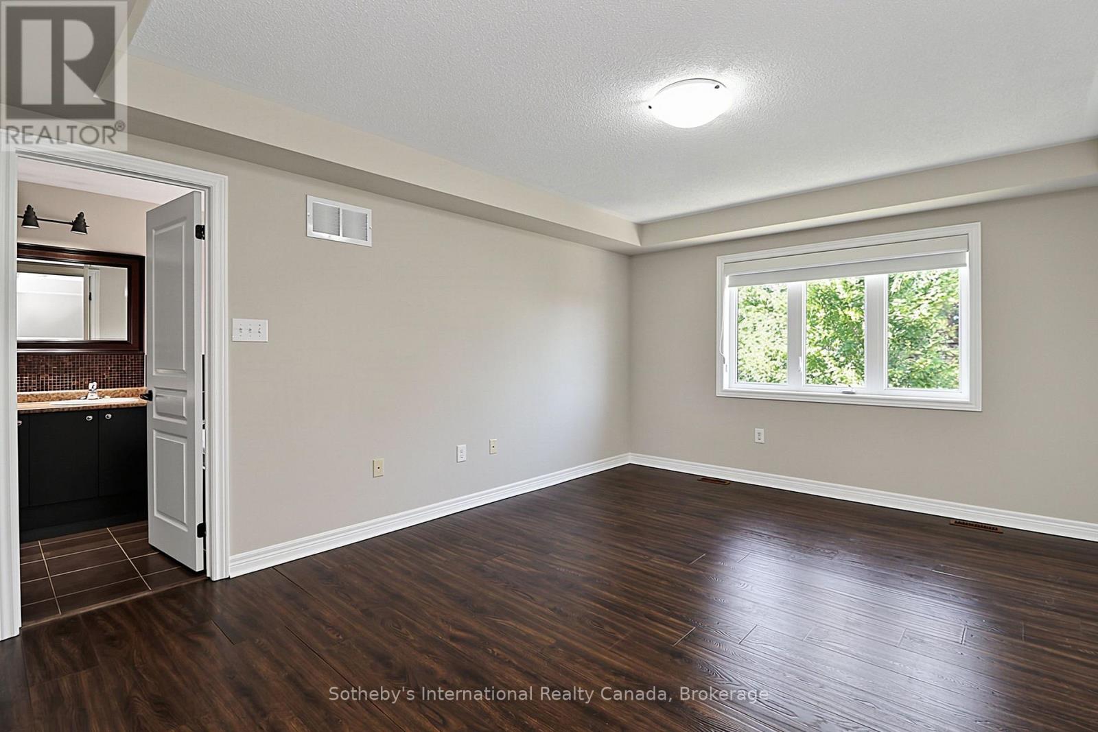 28 Barrington Trail E, Collingwood, Ontario L9Y 0G1 - Photo 35 - S13696022
