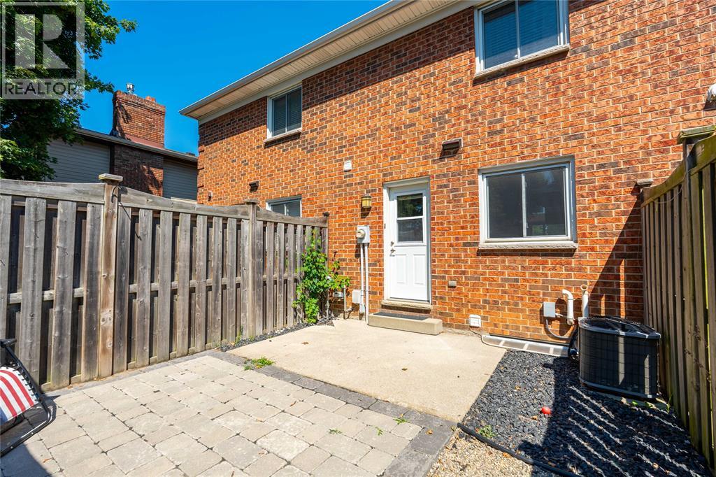301 Edgewood Street Unit# 2, Sarnia, Ontario  N7S 4X7 - Photo 20 - 26020372