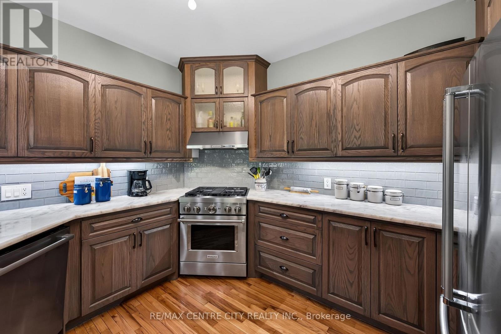 176 Optimist Park Drive, London South, Ontario  N6K 4M2 - Photo 18 - X13695806