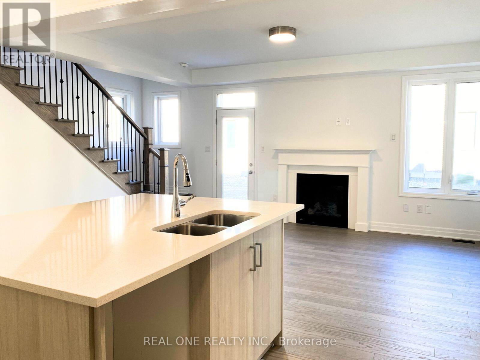 42 Misthollow Crescent, Markham, Ontario  L6C 3M5 - Photo 10 - N13695890