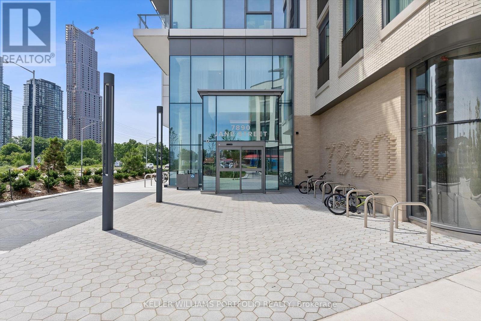 3506 - 7890 Jane Street, Vaughan (Vaughan Corporate Centre), Ontario  L4K 0K9 - Photo 2 - N13695894