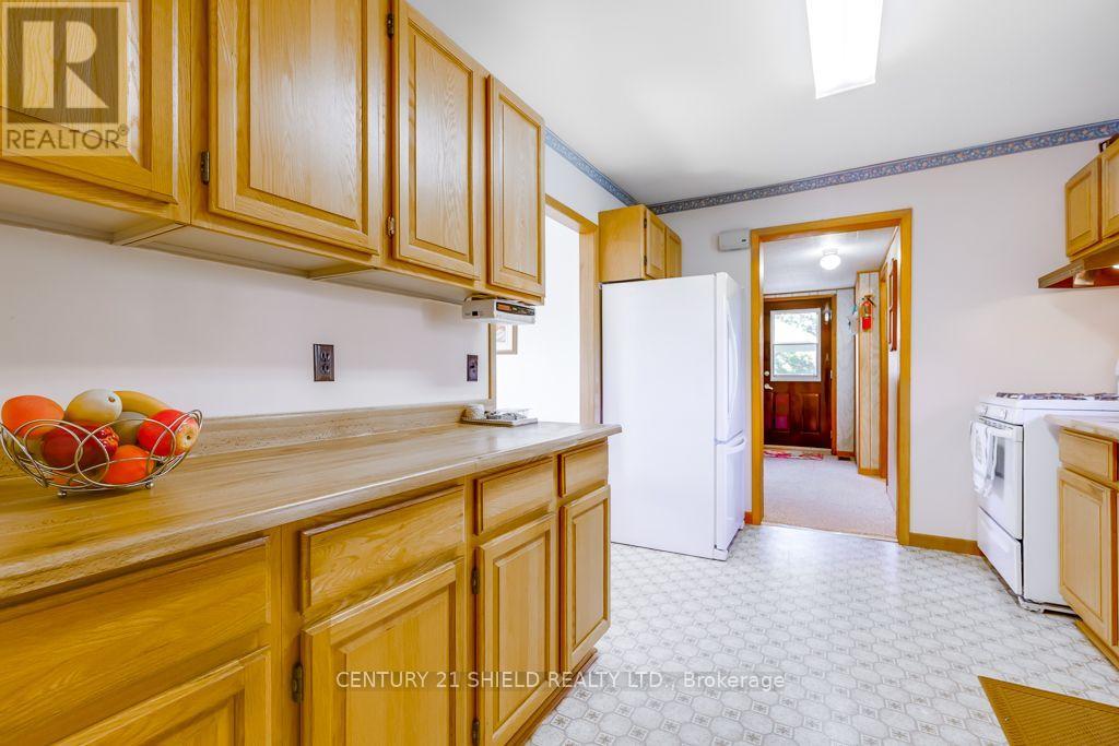 17245 County Rd 18 Road, South Stormont, Ontario  K0C 2A0 - Photo 12 - X13695866