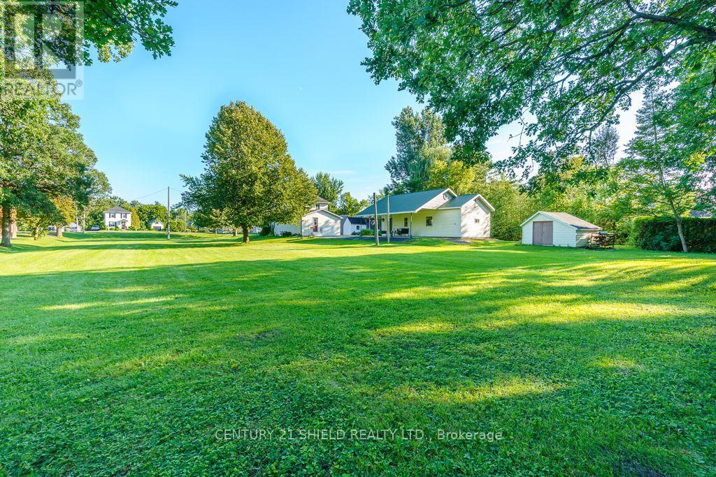 17245 County Rd 18 Road, South Stormont, Ontario K0C 2A0 - Photo 5 - X13695866