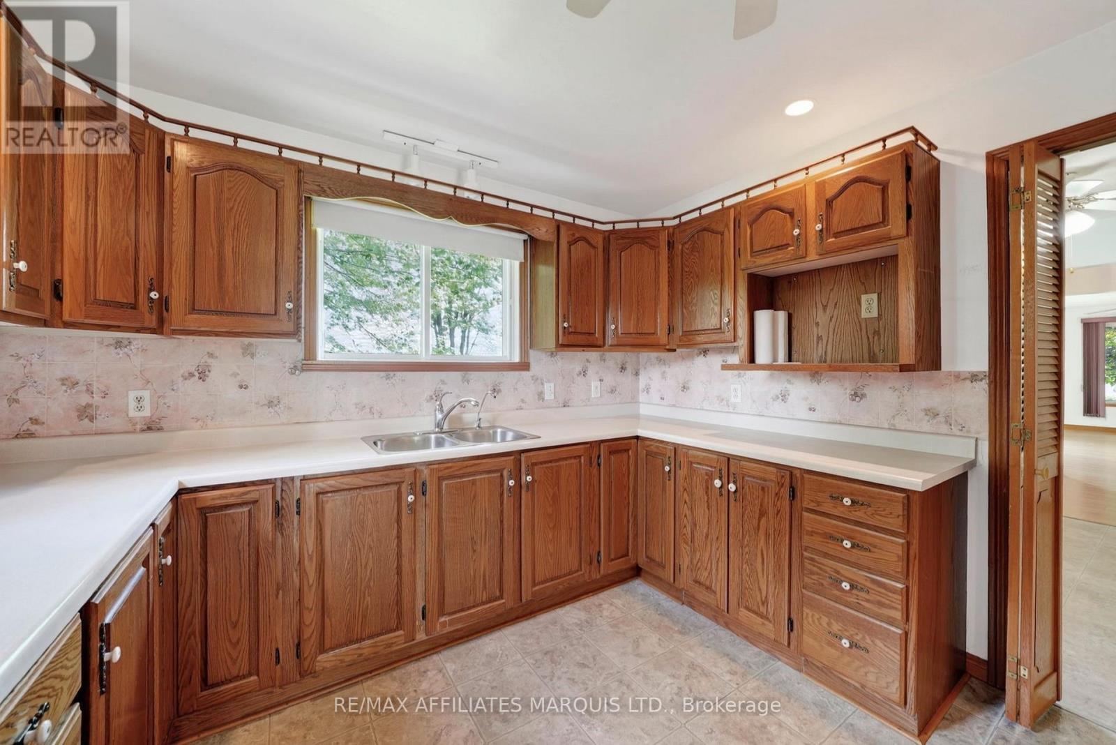 19485 Glen Road, South Glengarry, Ontario  K0C 2J0 - Photo 15 - X13695998