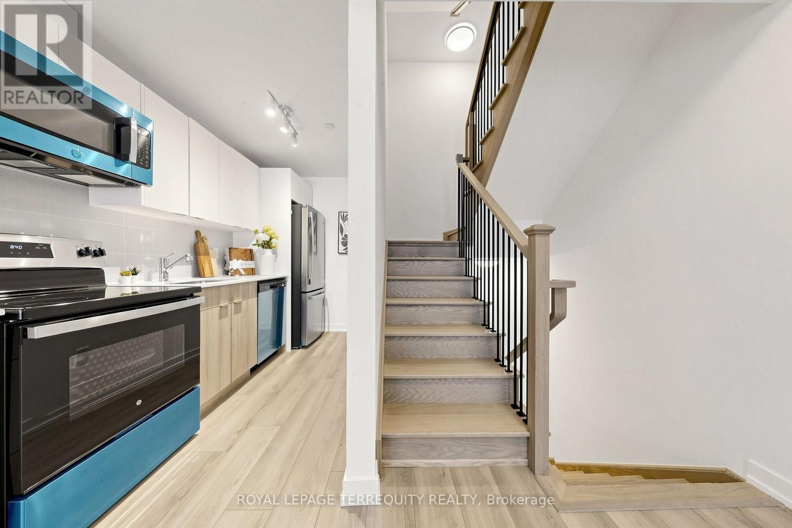 66 - 10 Calamint Lane, Toronto, Ontario  M1W 2H1 - Photo 10 - E13683374