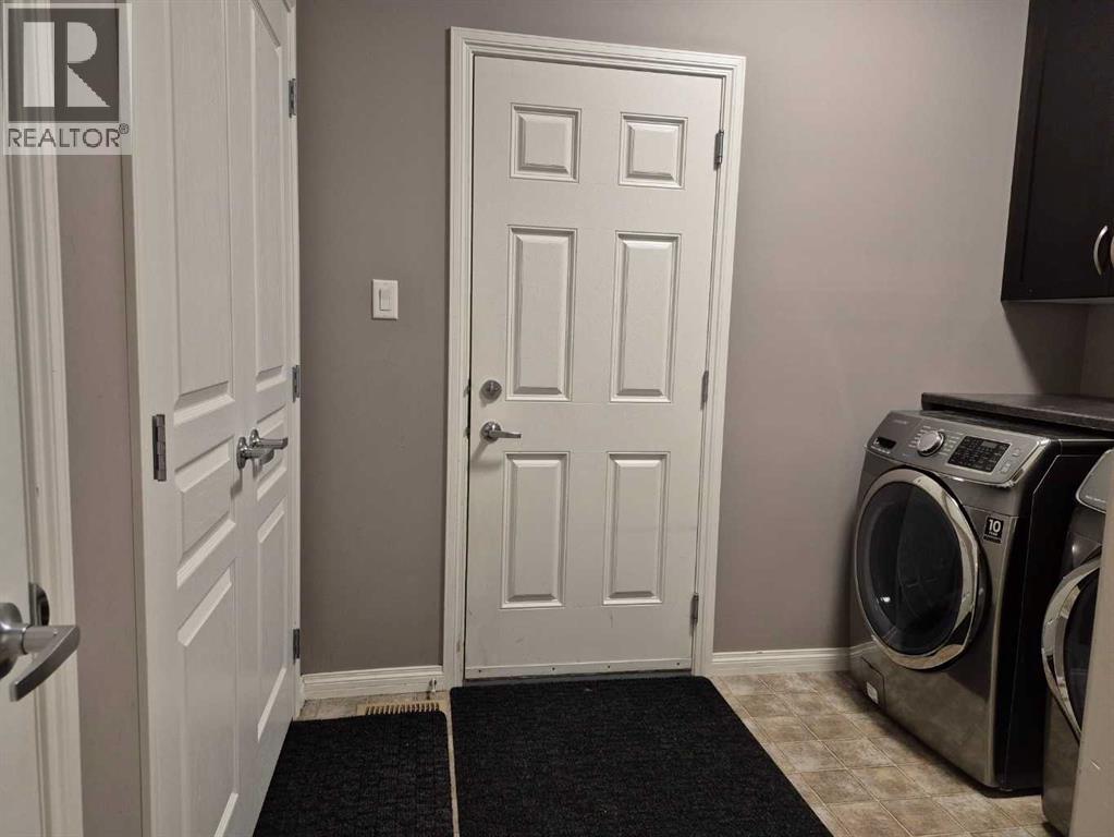 1548 Coalbanks Boulevard W, Lethbridge, Alberta  T1J 5H7 - Photo 15 - A2330452