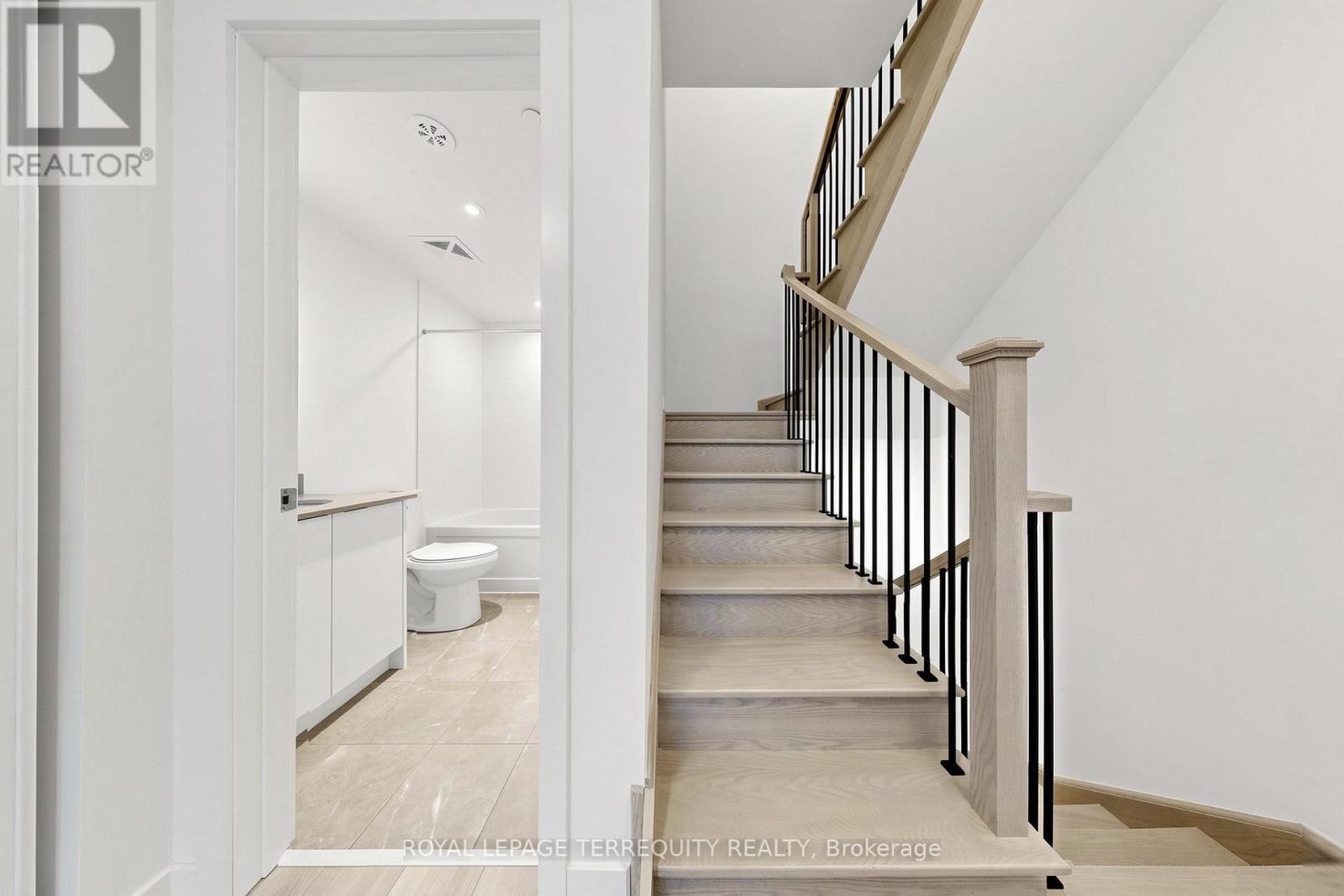 66 - 10 Calamint Lane, Toronto, Ontario  M1W 2H1 - Photo 13 - E13683374