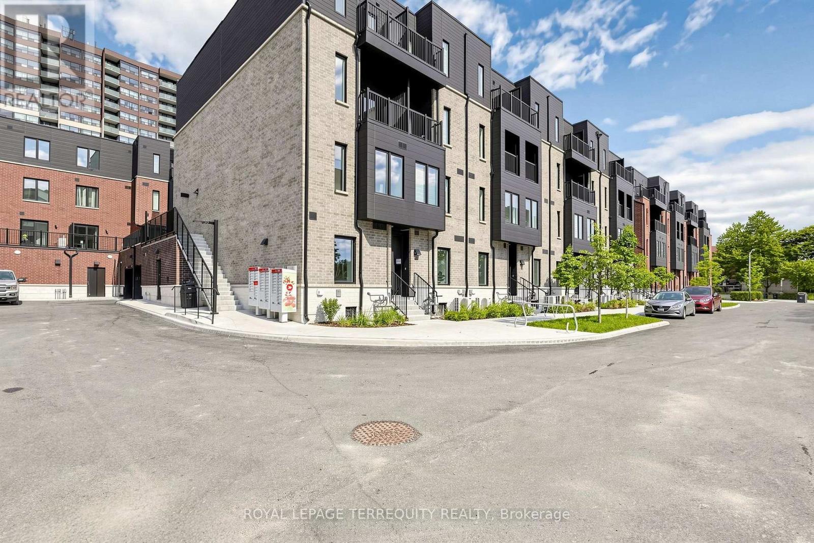 66 - 10 CALAMINT LANE, Toronto, Ontario