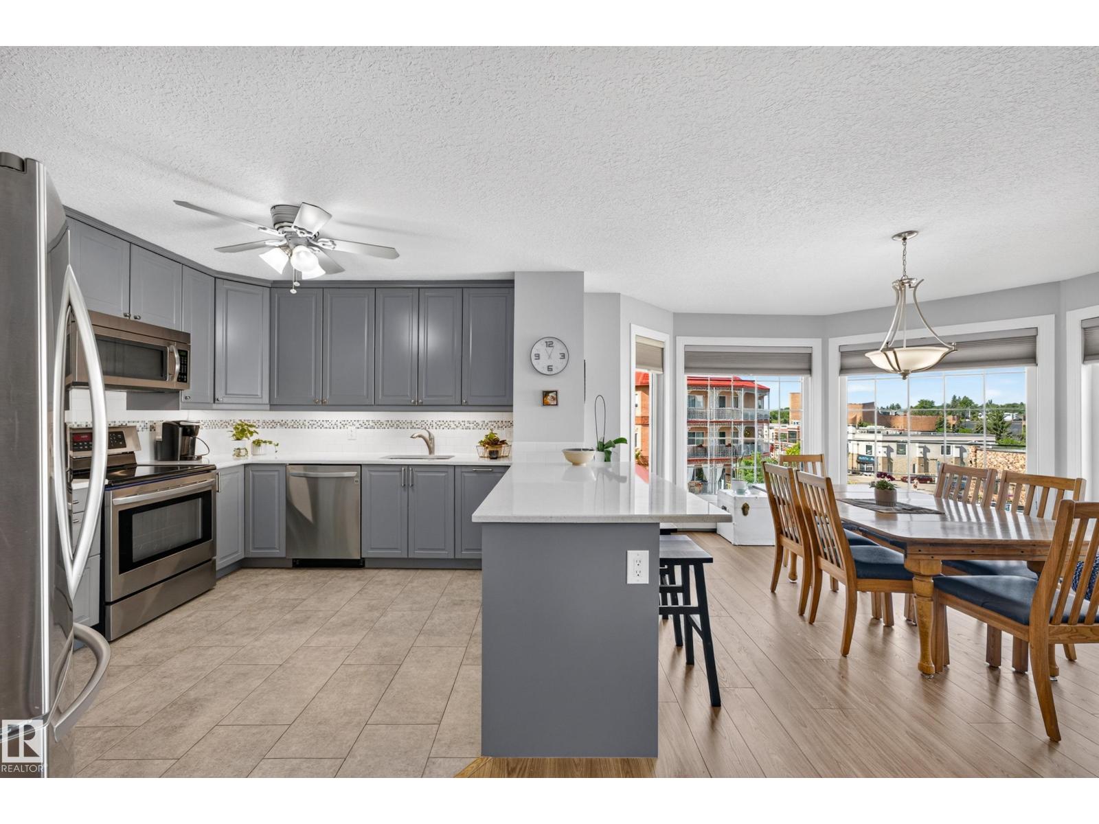 #405 3 Perron St, St. Albert, Alberta T8N 5Z5 - Photo 3 - E4504617