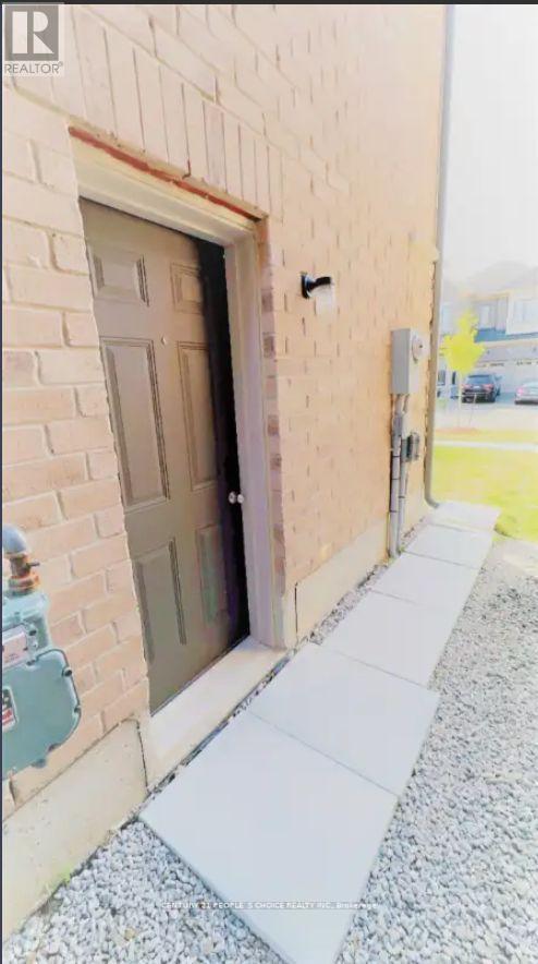 2 - 3 Aldenham Street, Brampton, Ontario  L6X 5S2 - Photo 14 - W13695892