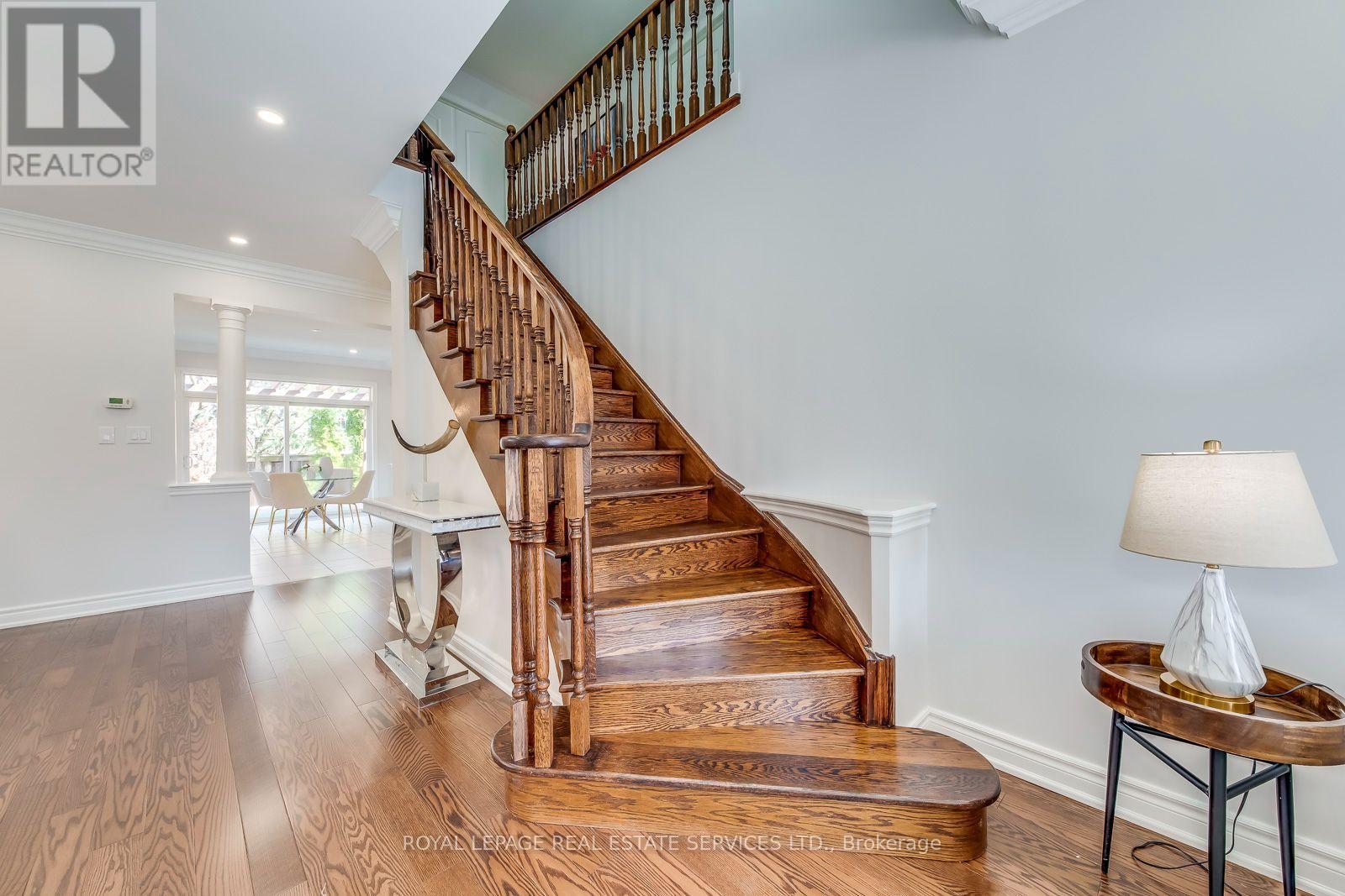 303 Burloak Drive, Oakville, Ontario  L6L 6T6 - Photo 28 - W13695906