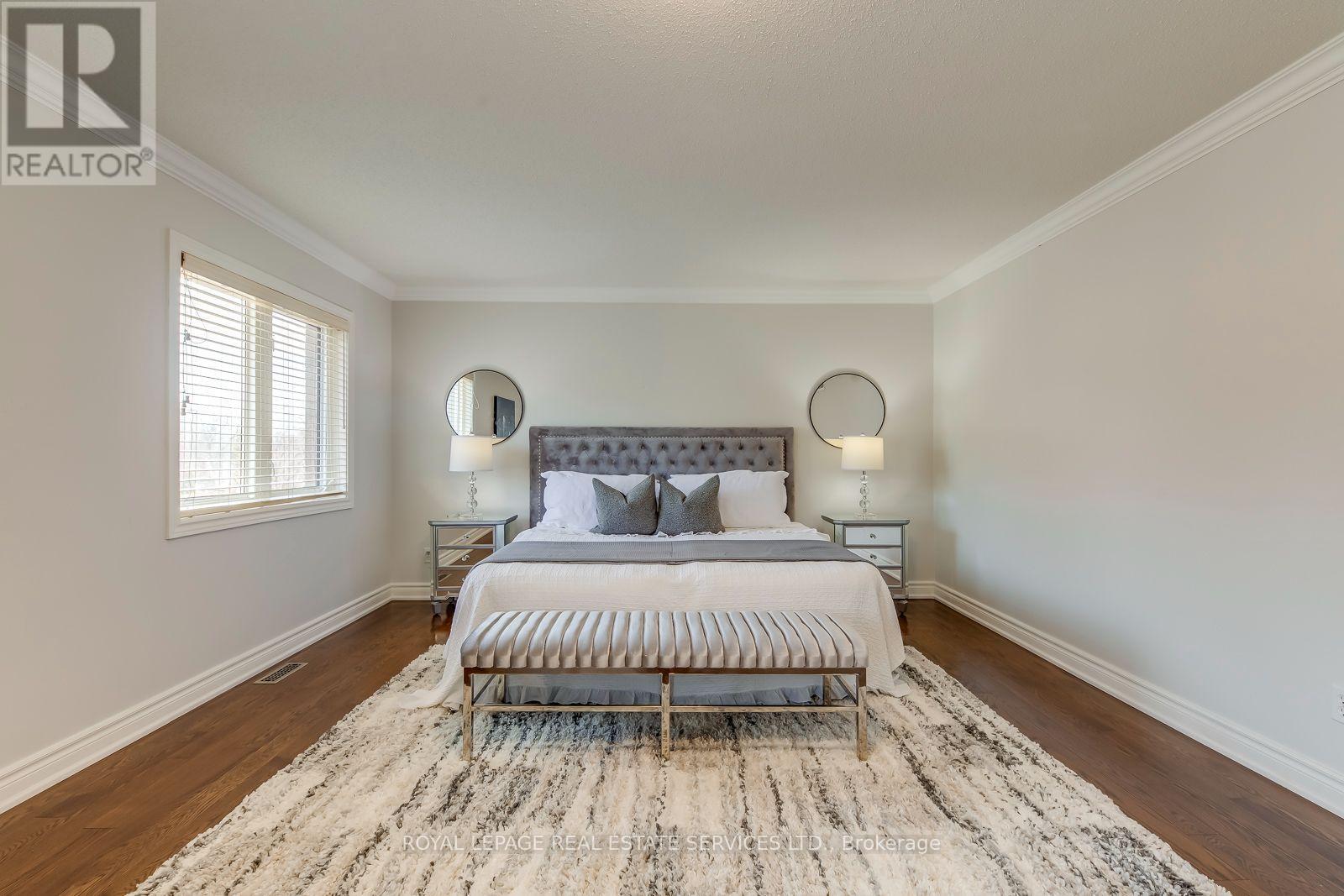 303 Burloak Drive, Oakville, Ontario  L6L 6T6 - Photo 31 - W13695906