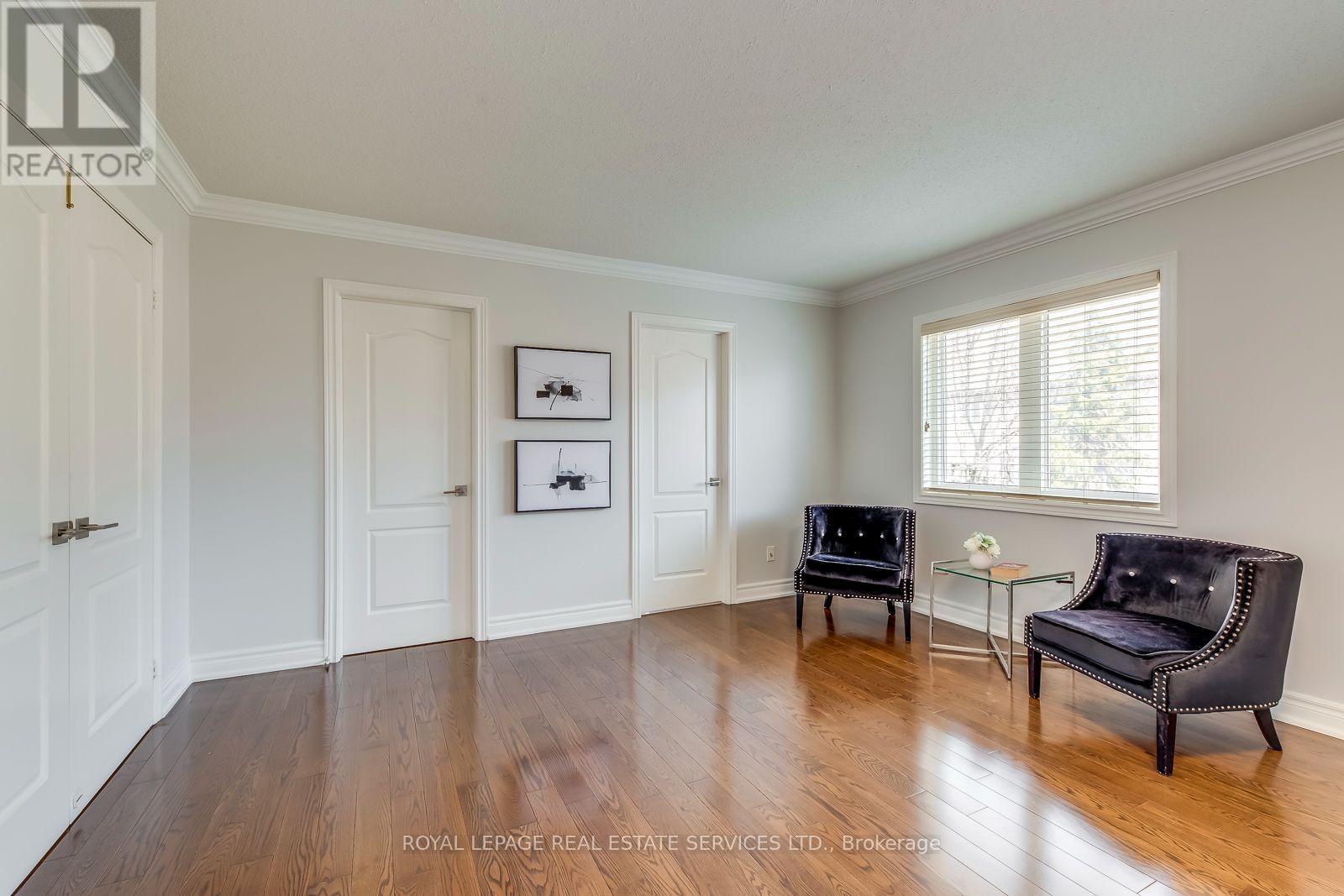 303 Burloak Drive, Oakville, Ontario  L6L 6T6 - Photo 34 - W13695906