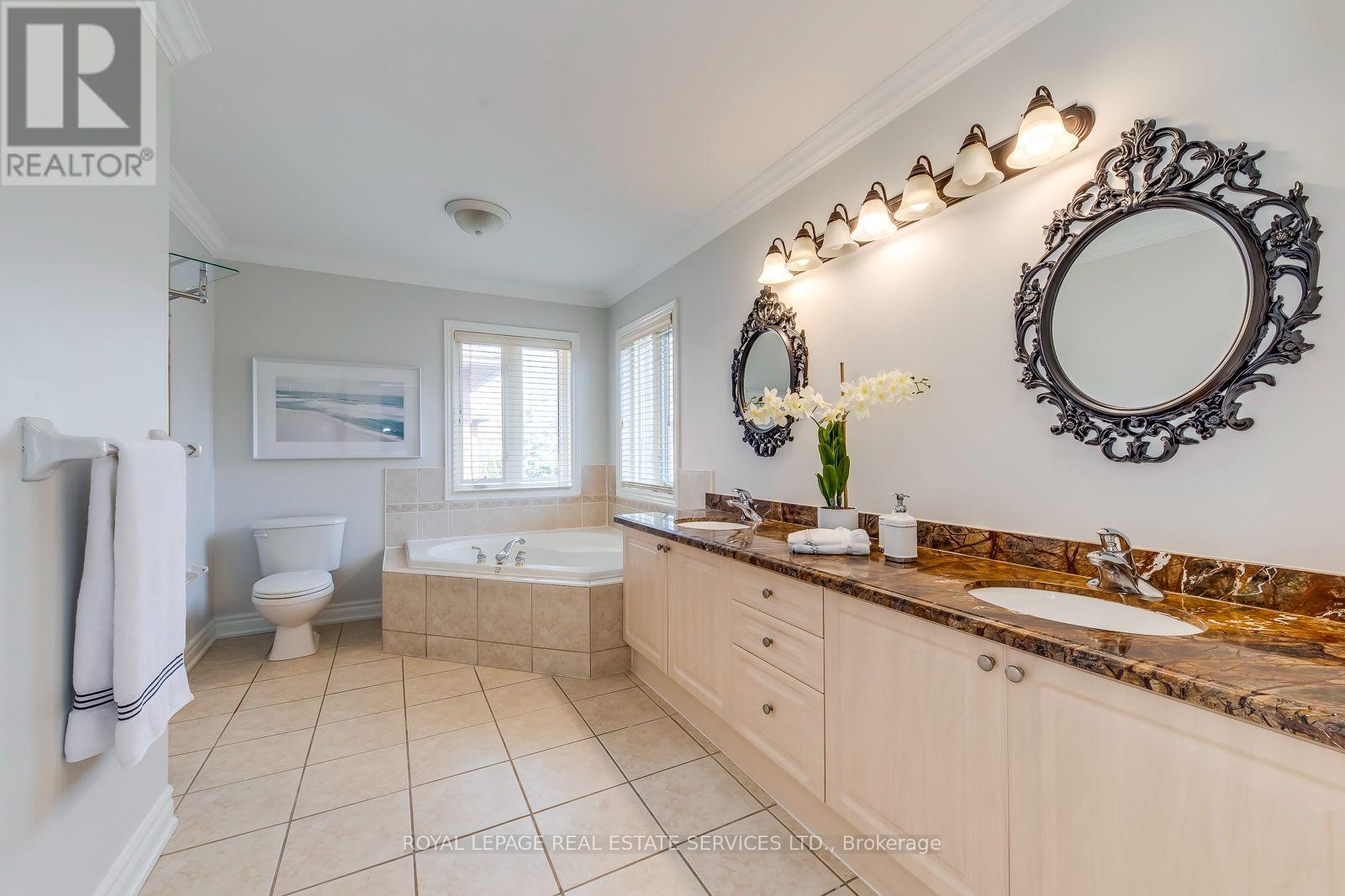 303 Burloak Drive, Oakville, Ontario  L6L 6T6 - Photo 35 - W13695906