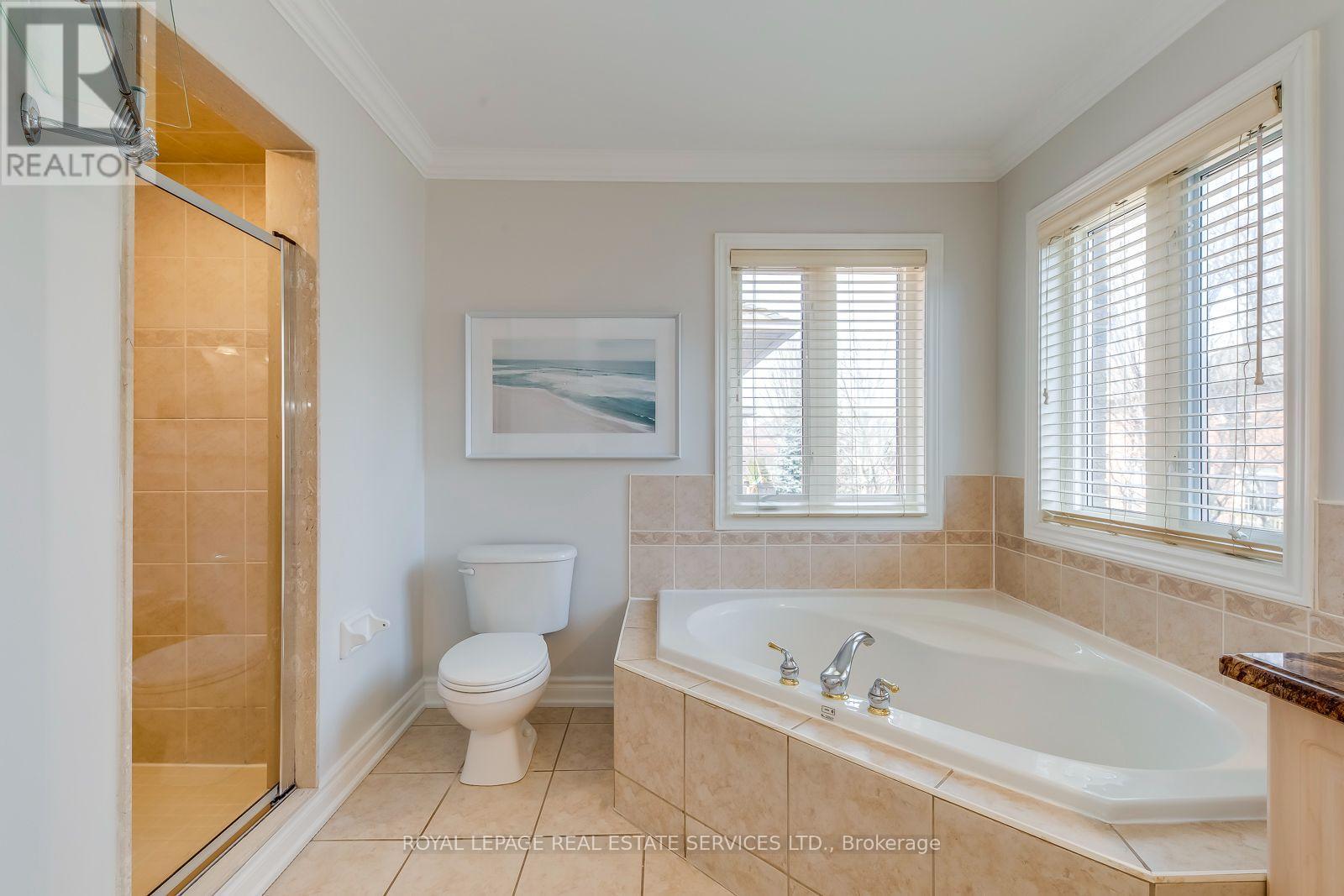 303 Burloak Drive, Oakville, Ontario  L6L 6T6 - Photo 36 - W13695906
