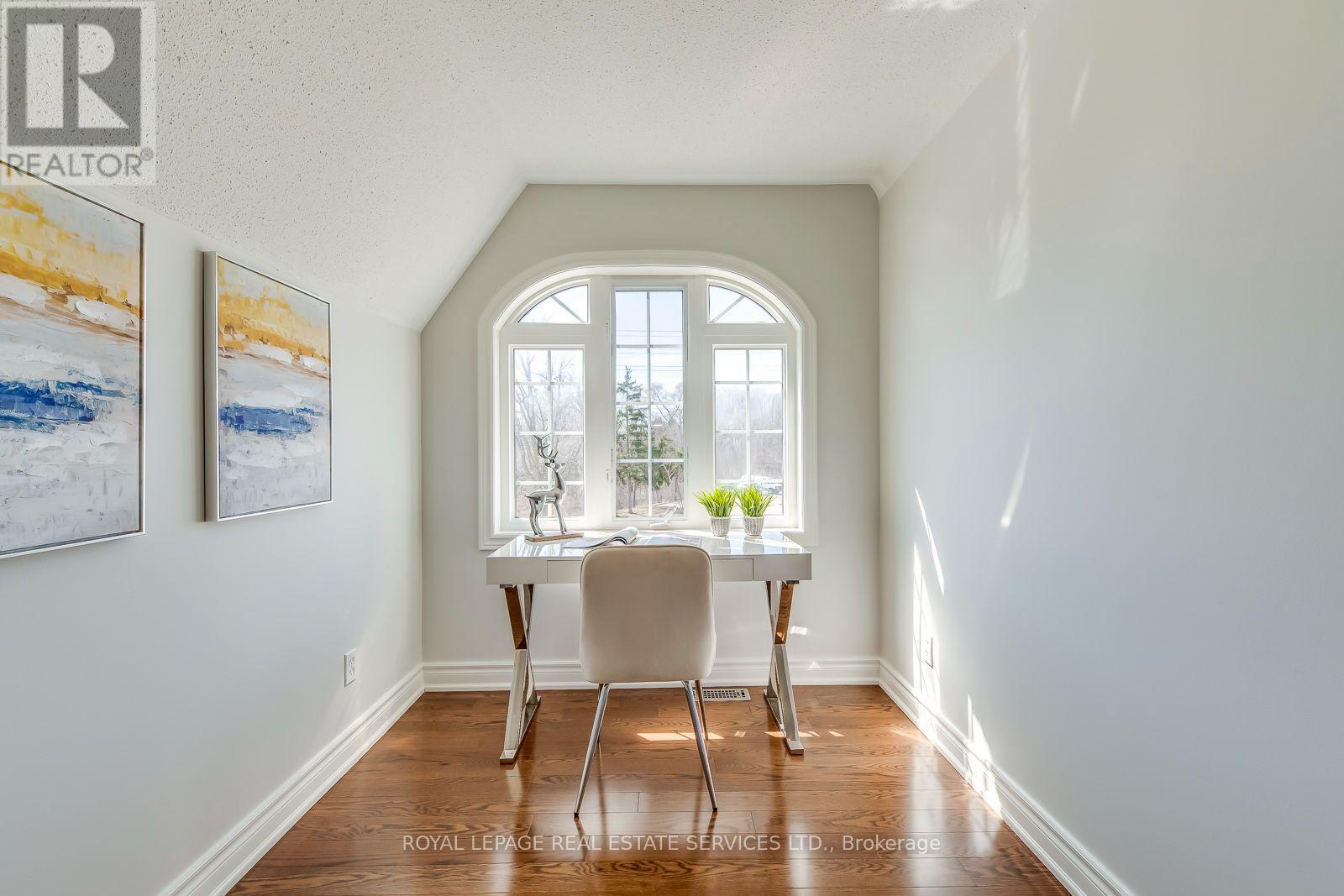 303 Burloak Drive, Oakville, Ontario  L6L 6T6 - Photo 43 - W13695906