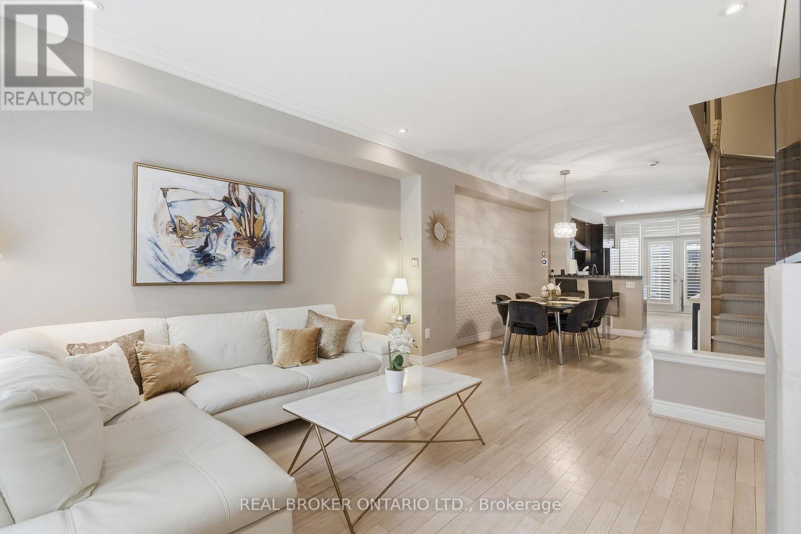 39 Lobo Mews, Toronto, Ontario  M8Z 0B2 - Photo 16 - W13695924