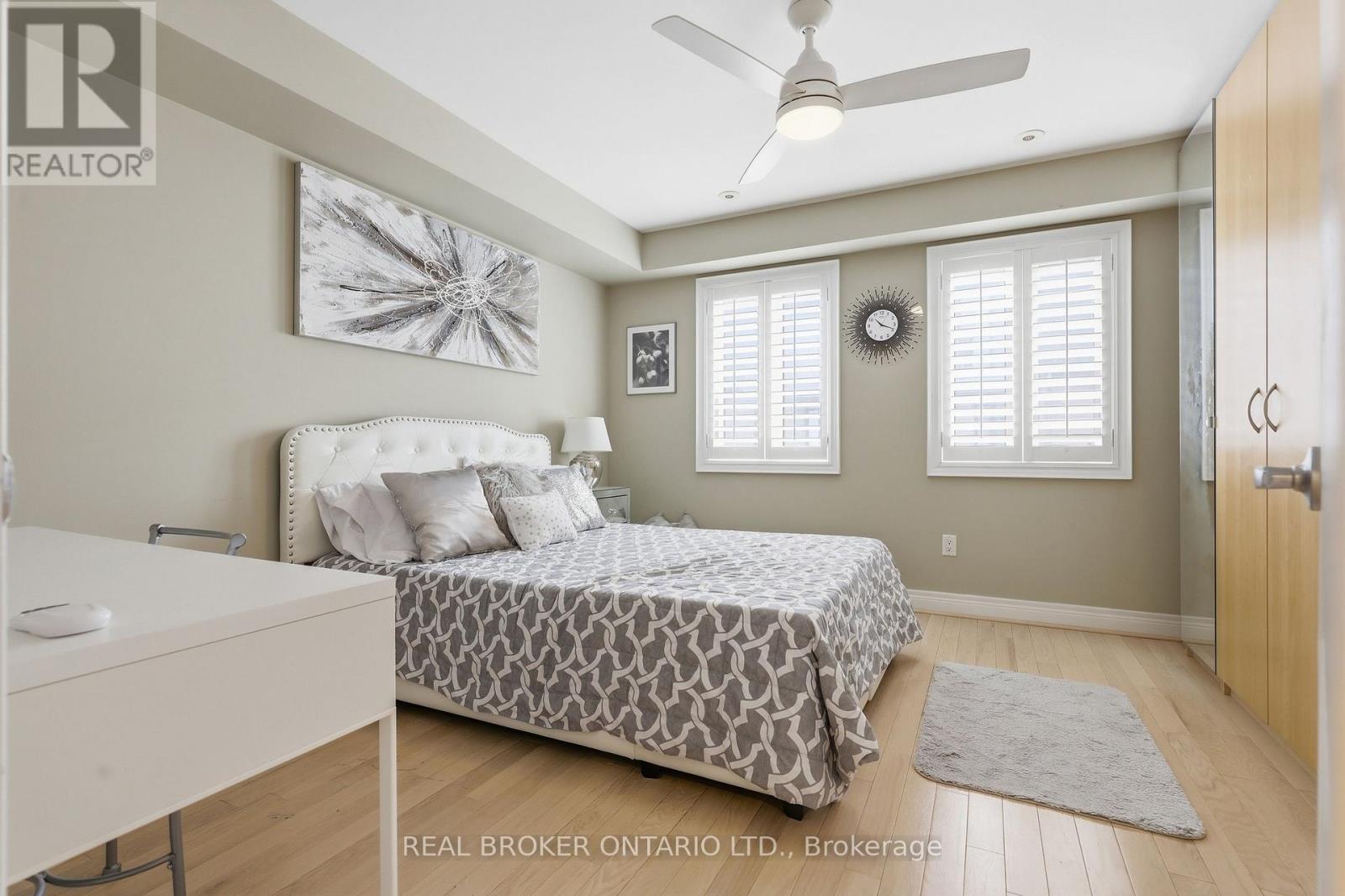 39 Lobo Mews, Toronto, Ontario  M8Z 0B2 - Photo 18 - W13695924