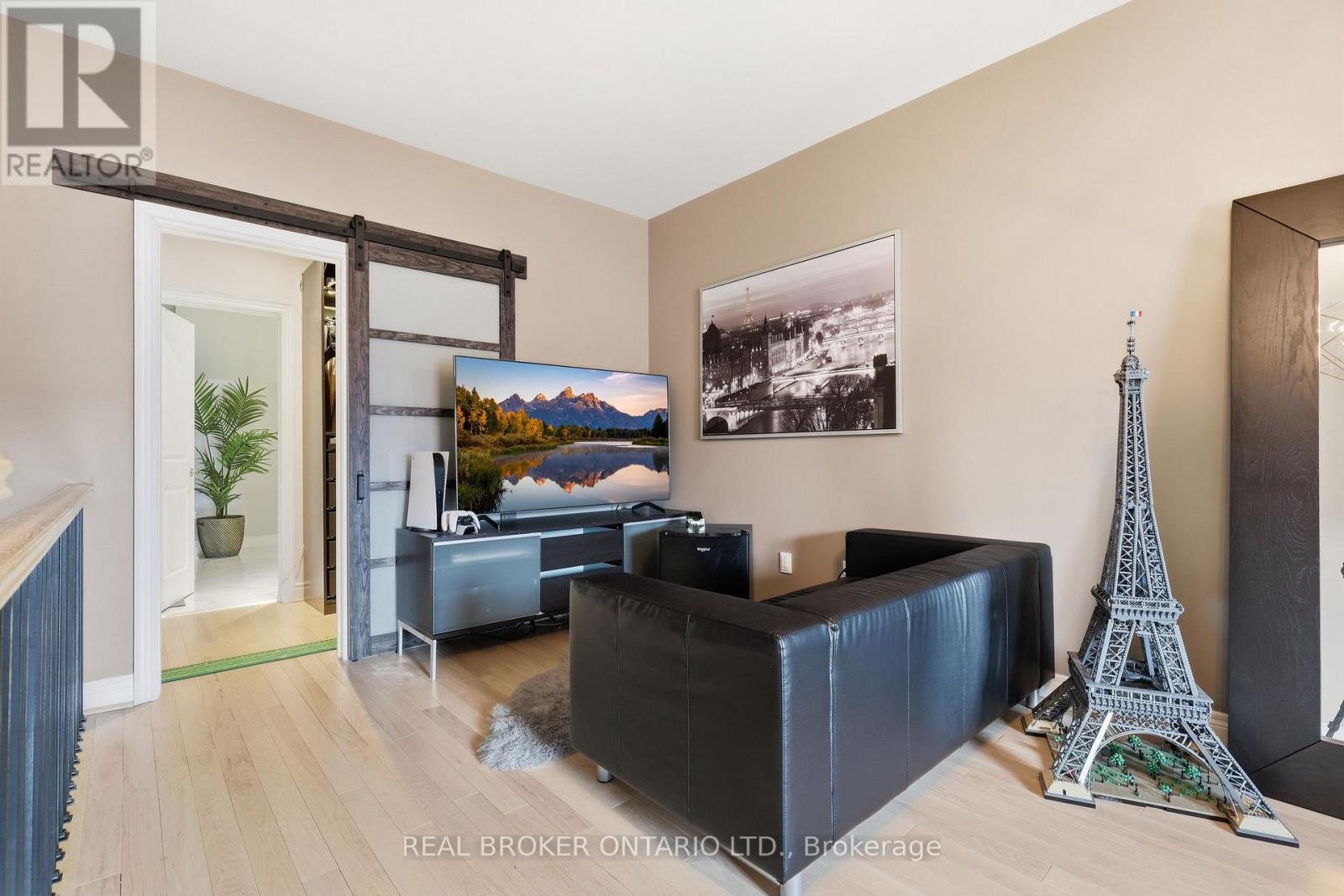 39 Lobo Mews, Toronto, Ontario  M8Z 0B2 - Photo 24 - W13695924